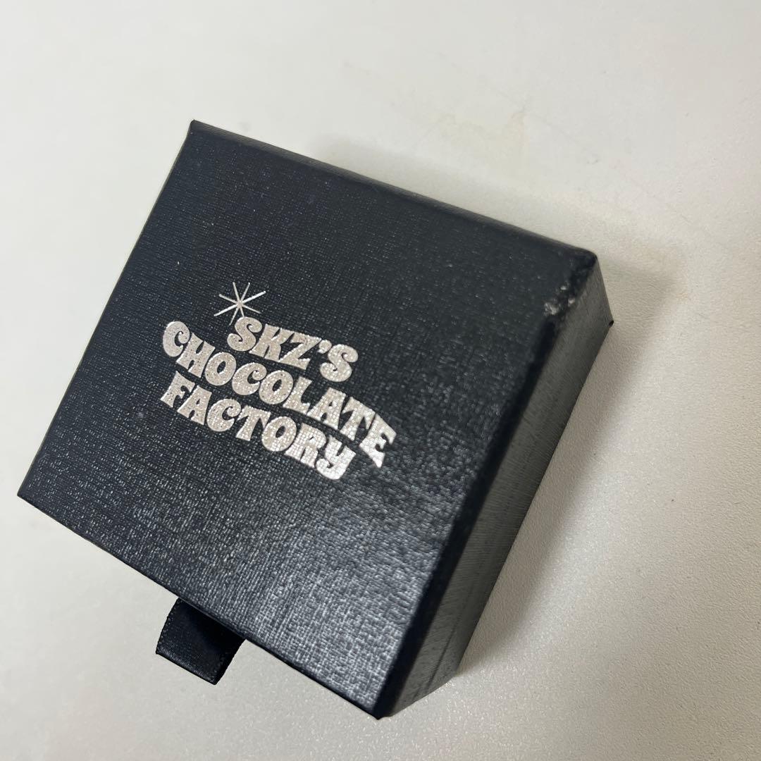 SKZ's Chocolate Factory リング