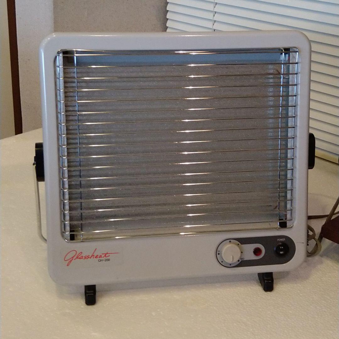 遠赤外線暖房機　グラスヒート