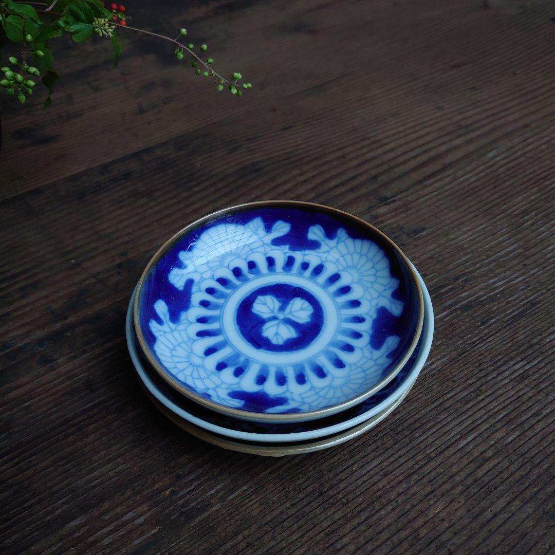 【ご成約】三田青磁 陽刻 花蝶文 八角小皿 と 骨董の器 おまとめ