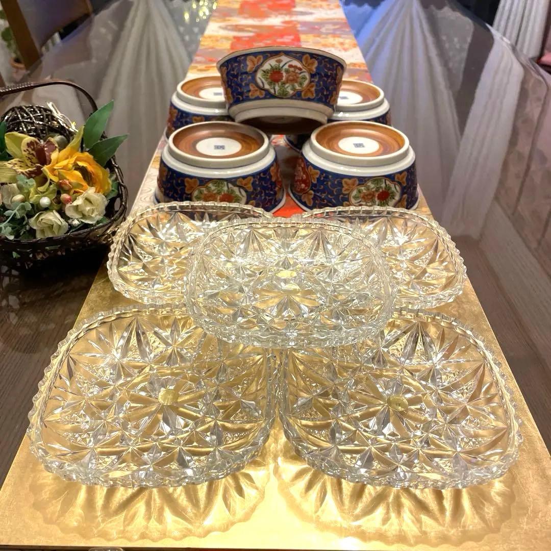 新品①三洋陶器　龍峰窯　金彩古伊万里　中鉢揃　５客②HOYAクリスタル中皿　5枚