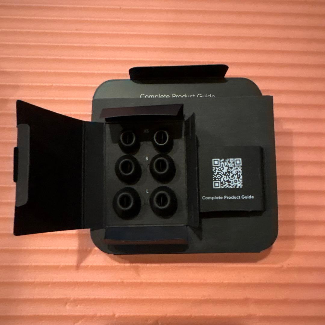 Beats Studio Buds + ブラック