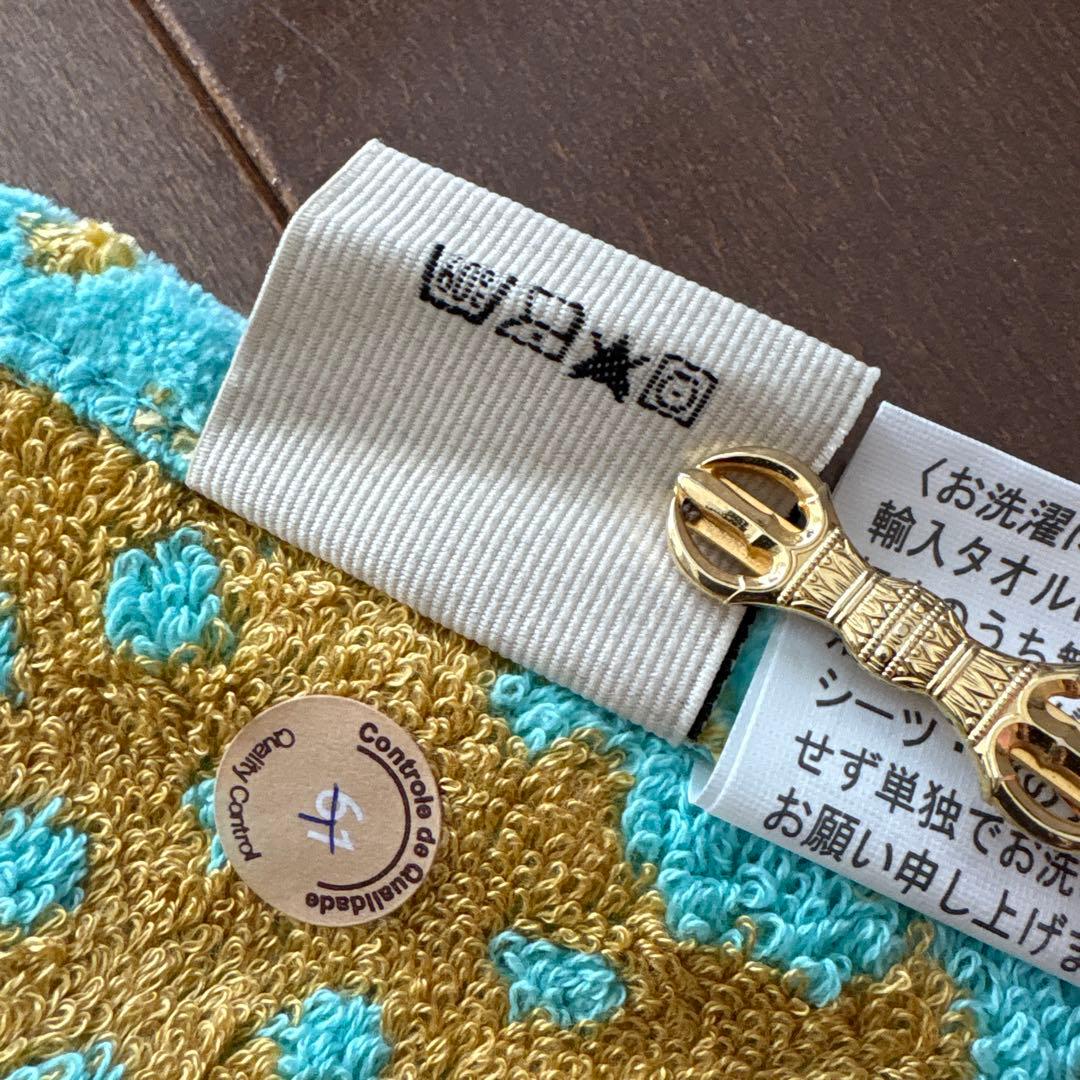 未使用　タオルサロン　カラカラ　エプロン　プードル　ドット　水色　ゴールド系