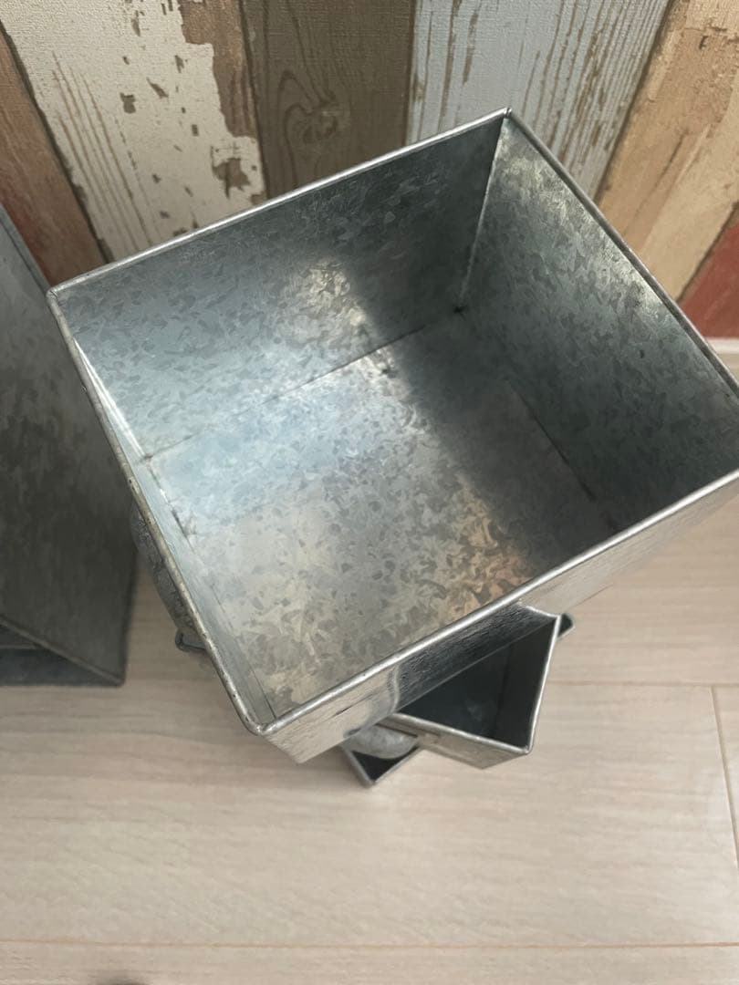 ブリキ　3段ボックス　小物入れ　アンティーク