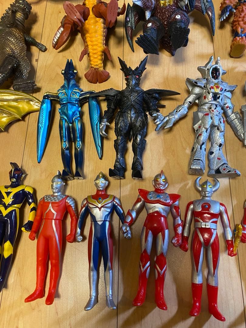 ウルトラマンシリーズ　怪獣　ソフビセット　29体