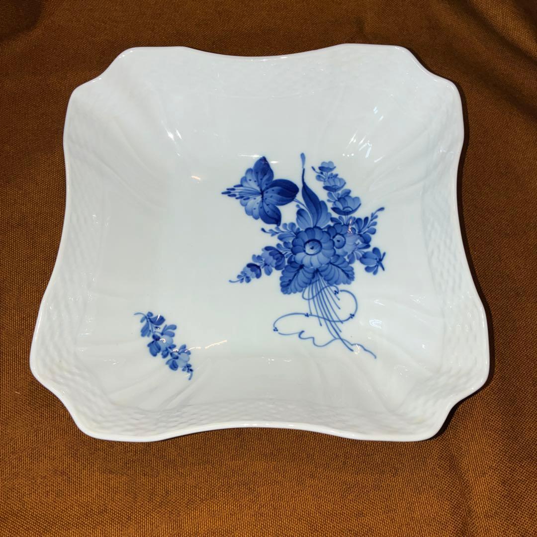 ロイヤルコペンハーゲン ブルーフラワー プレインスクエアボール