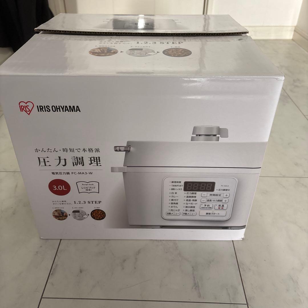 【USED】電気圧力鍋 3L 大容量 ホワイト 圧力鍋 PC-MA3-W
