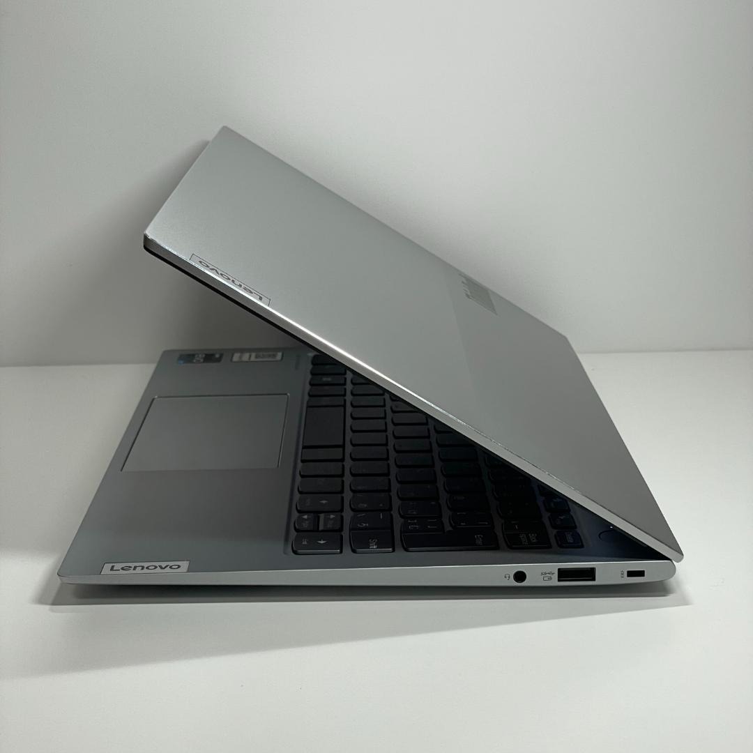 ★美品★ThinkBook 13s G4 ノートパソコン 第12世代 i7 薄型