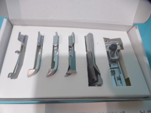 （中古品）ベビーロック/ロックミシン　アタッチメント 衣縫人 糸取物語 ①