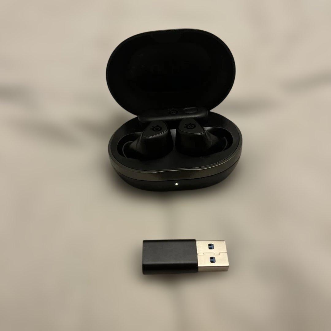 イヤホン arctis gamebuds black