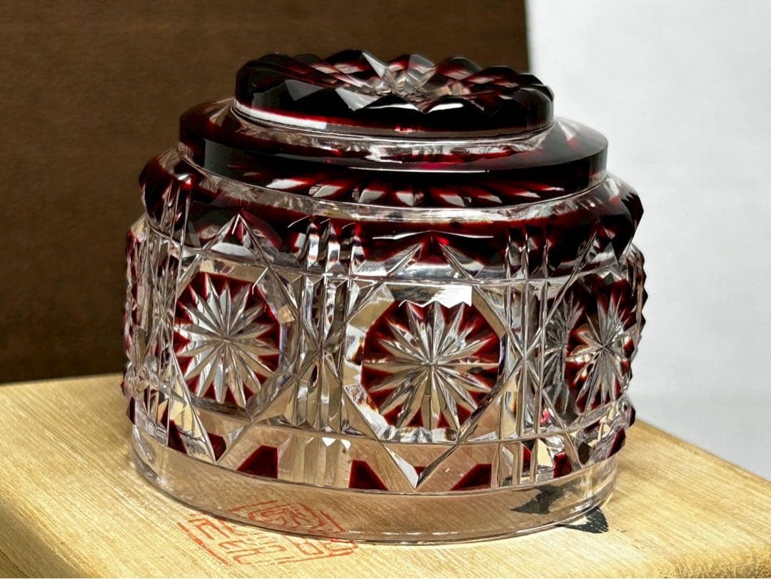 薩摩切子 グラス 美しいカット模様