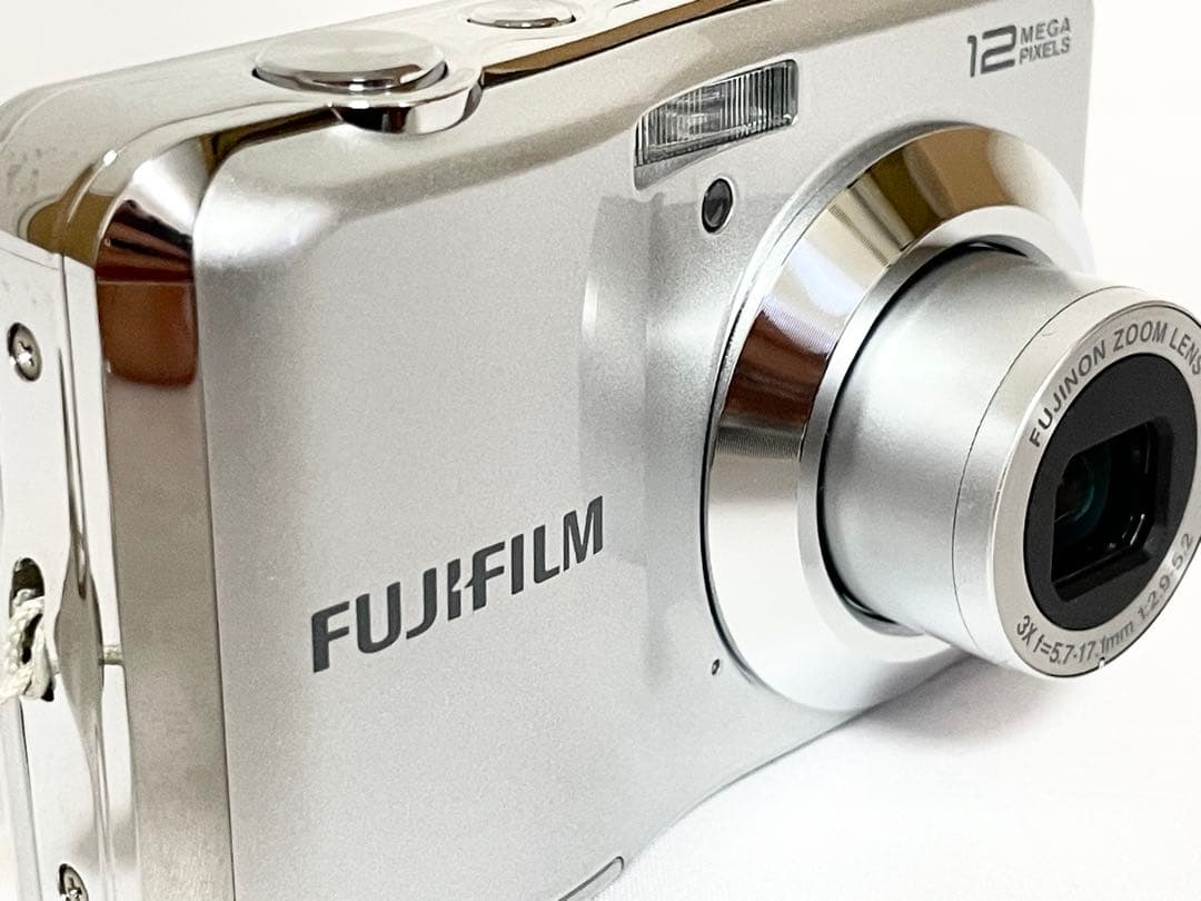 【極美品・完動品】　FUJIFILM FINEPIX AV100 動作確認済
