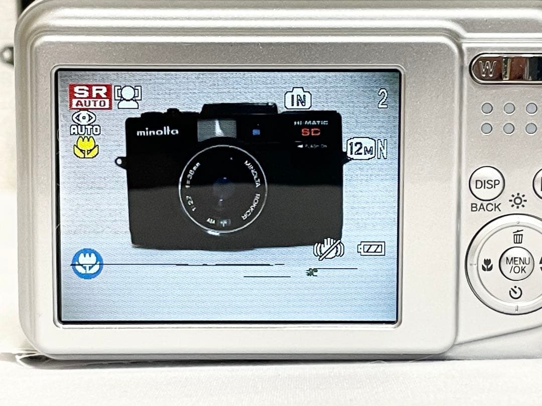 【極美品・完動品】　FUJIFILM FINEPIX AV100 動作確認済