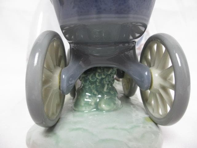 リヤドロ[LLADRO]　乳母車(sister's pride)