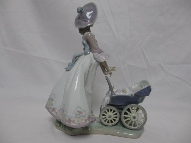 リヤドロ[LLADRO]　乳母車(sister's pride)