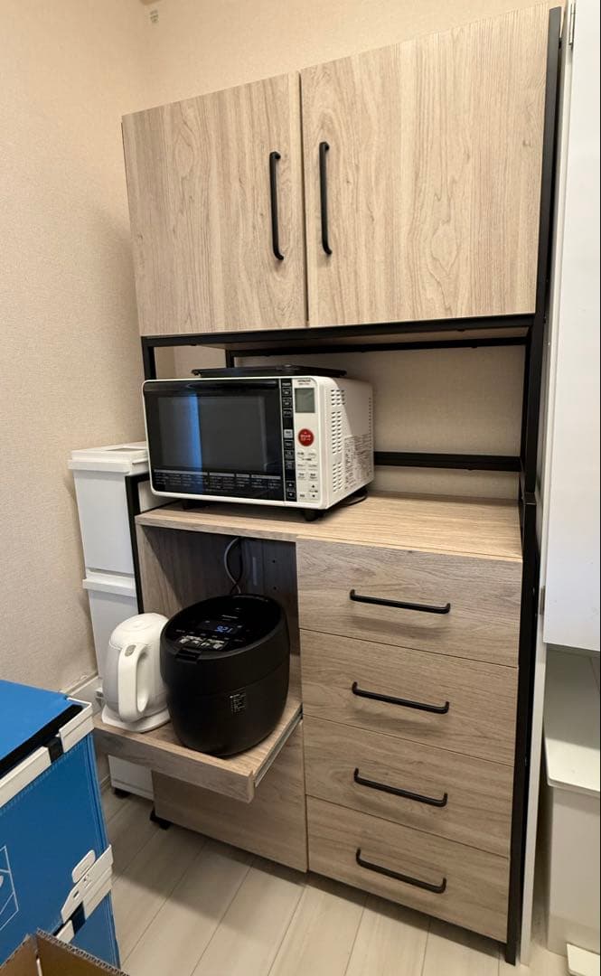 キッチンボード カップボード 食器棚