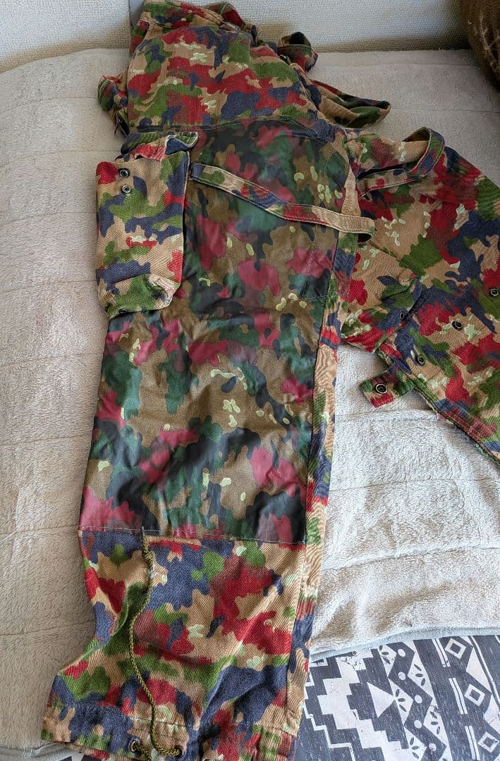 SwissArmy スイス軍 コンバットパンツ　本物 アルペンカモフラ