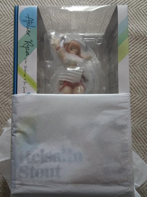 あみあみ限定　AMAKUNI　ライザのアトリエ　ライザリンシュタウト　フィギュア