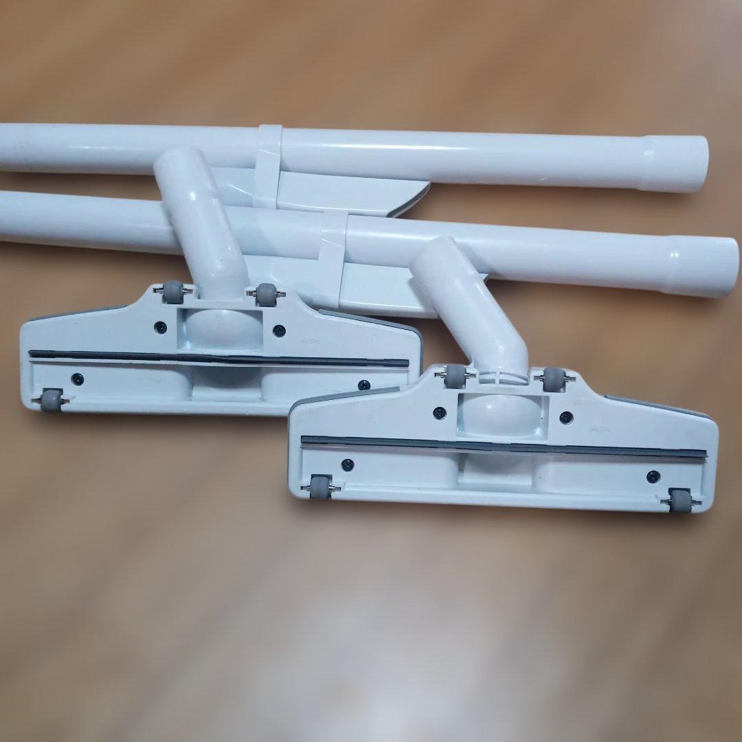 マキタ10.8V充電式クリーナCL107FDの２台セット純正バッテリ及び充電器付