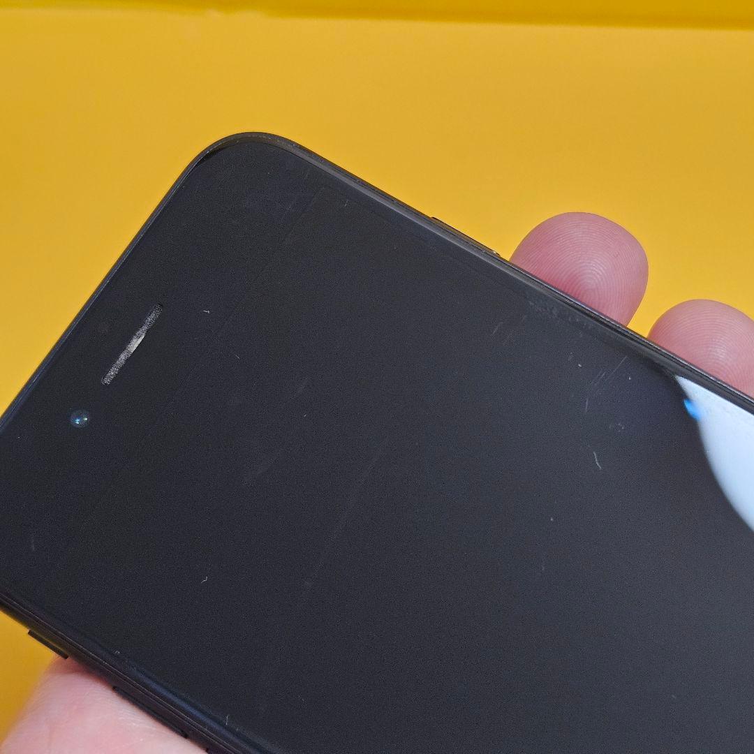 iPhone SE2(第2世代) 64GB｜24時間以内発送#827