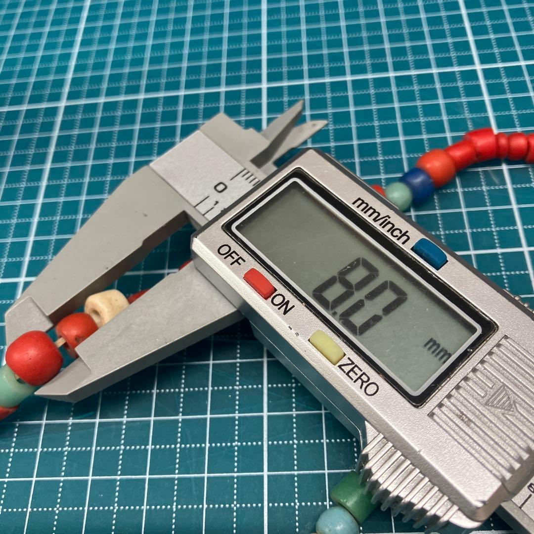 アフリカのアンティークビーズネックレス(希少品、一点物)全長約52センチ