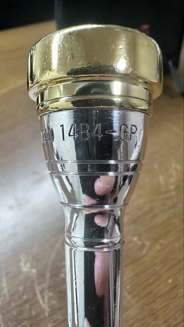 トランペットマウスピース 14B4-GP 金メッキ