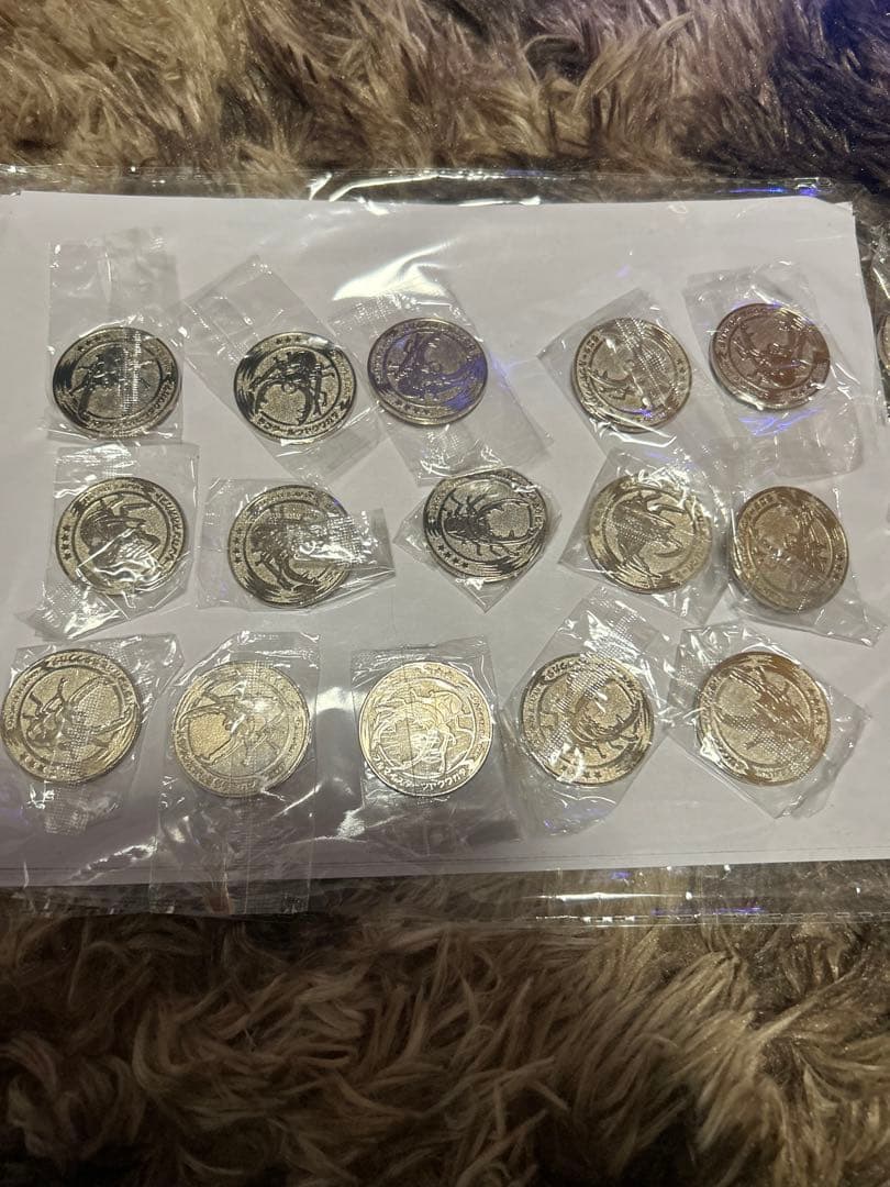 貴重 新品未開封 早い者勝ち ムシキング メダル 64枚 まとめ売り