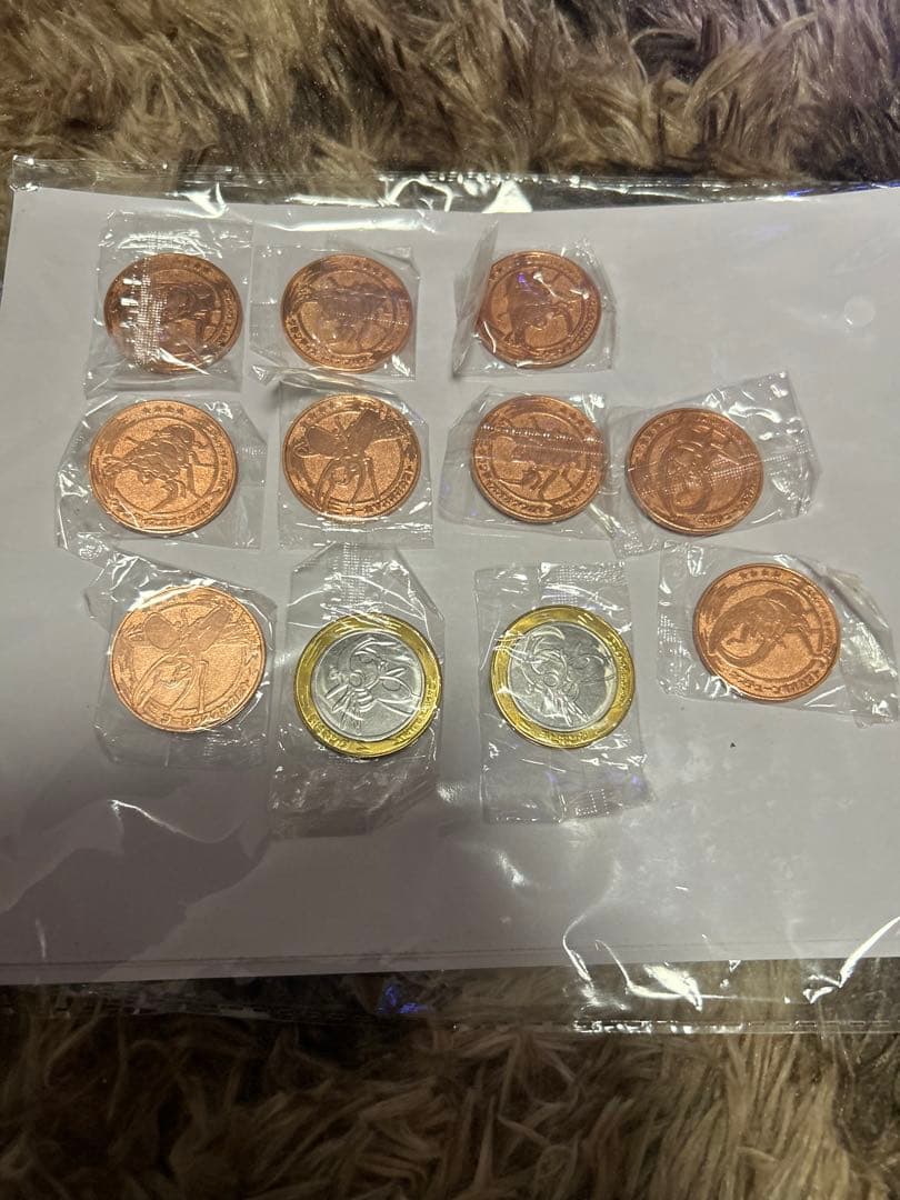 貴重 新品未開封 早い者勝ち ムシキング メダル 64枚 まとめ売り