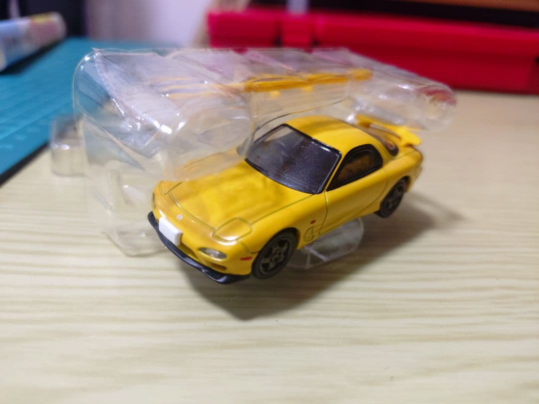 トミカリミテッドヴィンテージネオ　ロータリーエンジン誕生30周年記念 RX-7