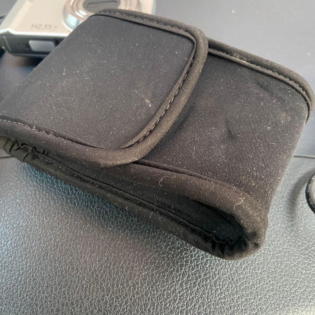 ＊CASIO EXILIM EX-ZS150 ゴールド　コンパクトデジタルカメラ