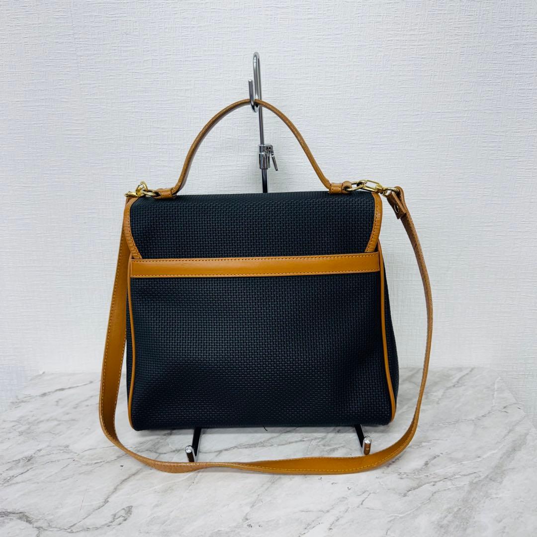 ✨YVES SAINT LAURENT✨ロゴプレート✨ネイビー✨ショルダーバッグ