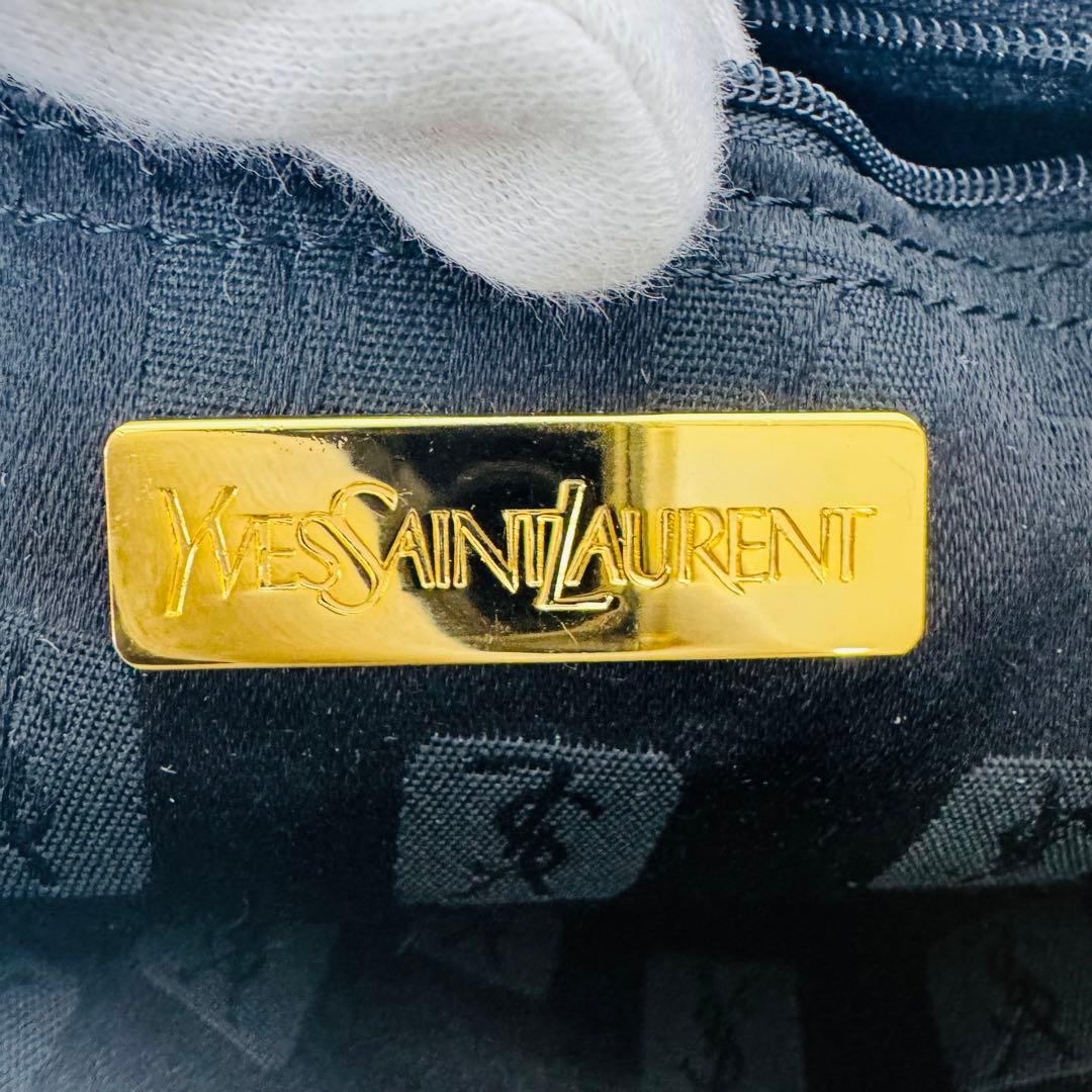 ✨YVES SAINT LAURENT✨ロゴプレート✨ネイビー✨ショルダーバッグ