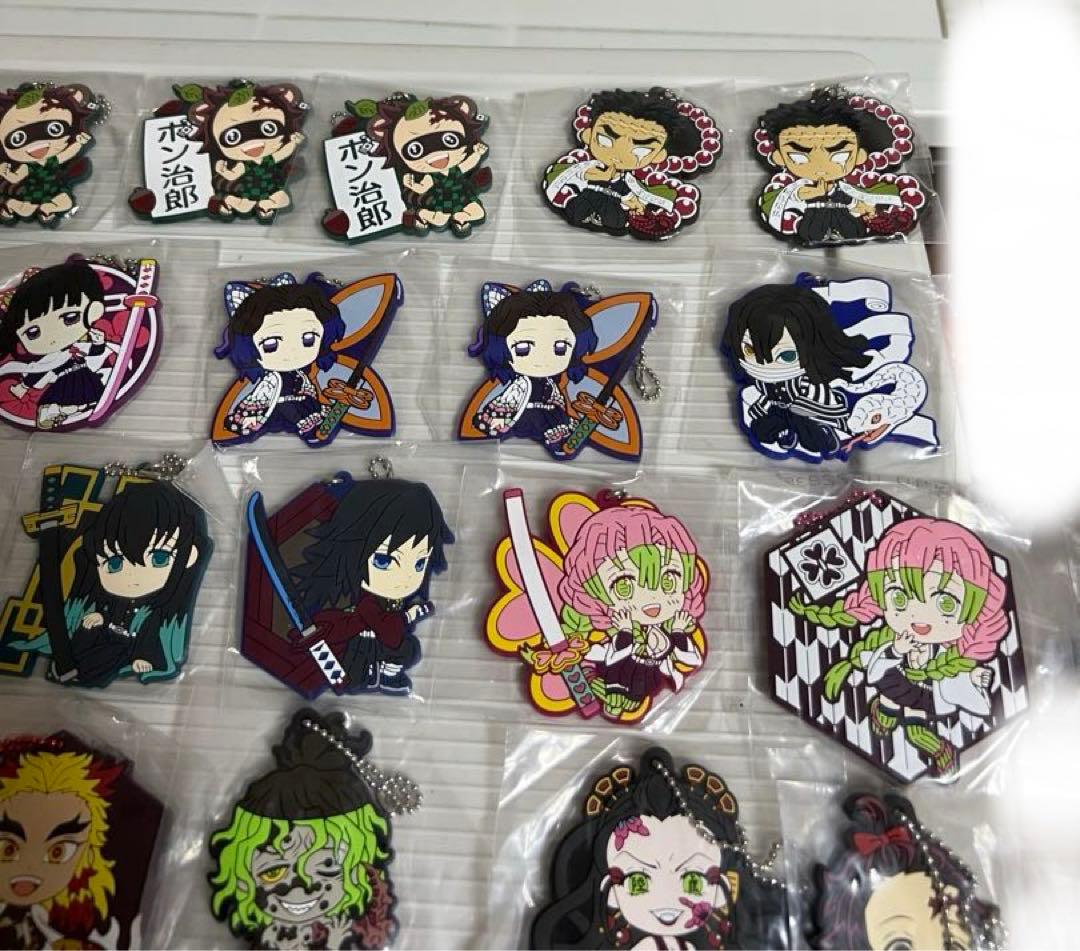 鬼滅の刃1番くじラバーストラップのセット（煉獄、鬼舞辻無惨）