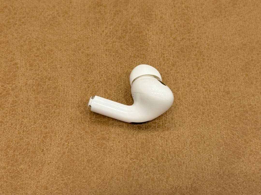 AirPods Pro 第二世代 右耳と充電ケースのみ A2698 Apple