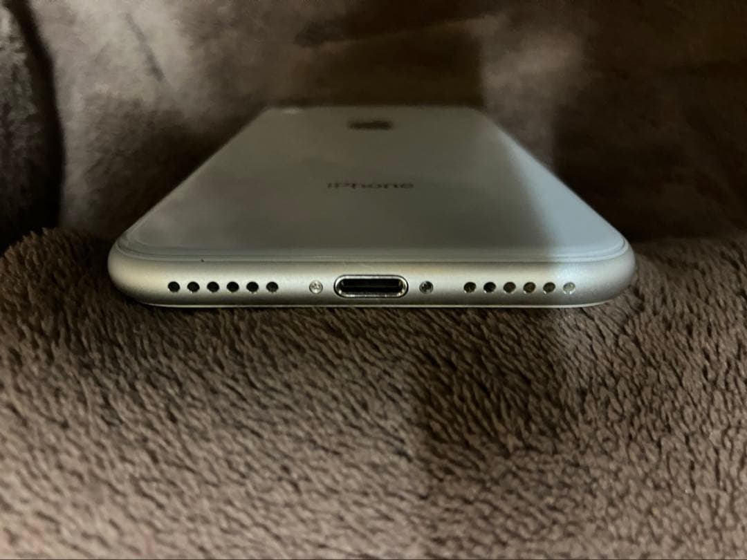 【美品】iPhone 8 64GB