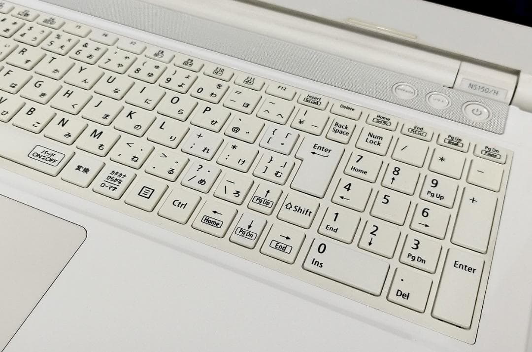 15.6 オールイン NEC NS150/HAW 8GB SSD DVD