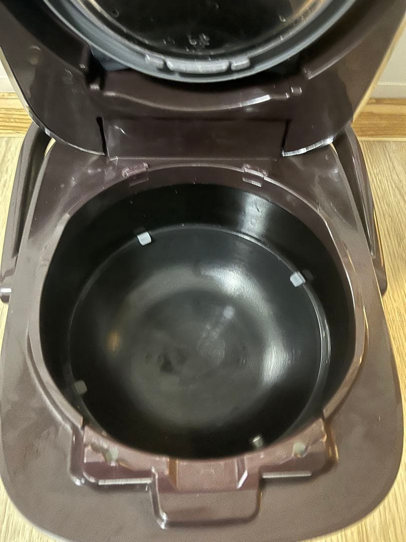 象印炊飯器 5.5合圧力 IH式　NW-JB10