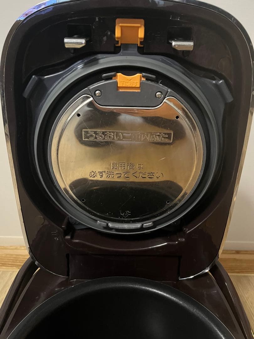 象印炊飯器 5.5合圧力 IH式　NW-JB10