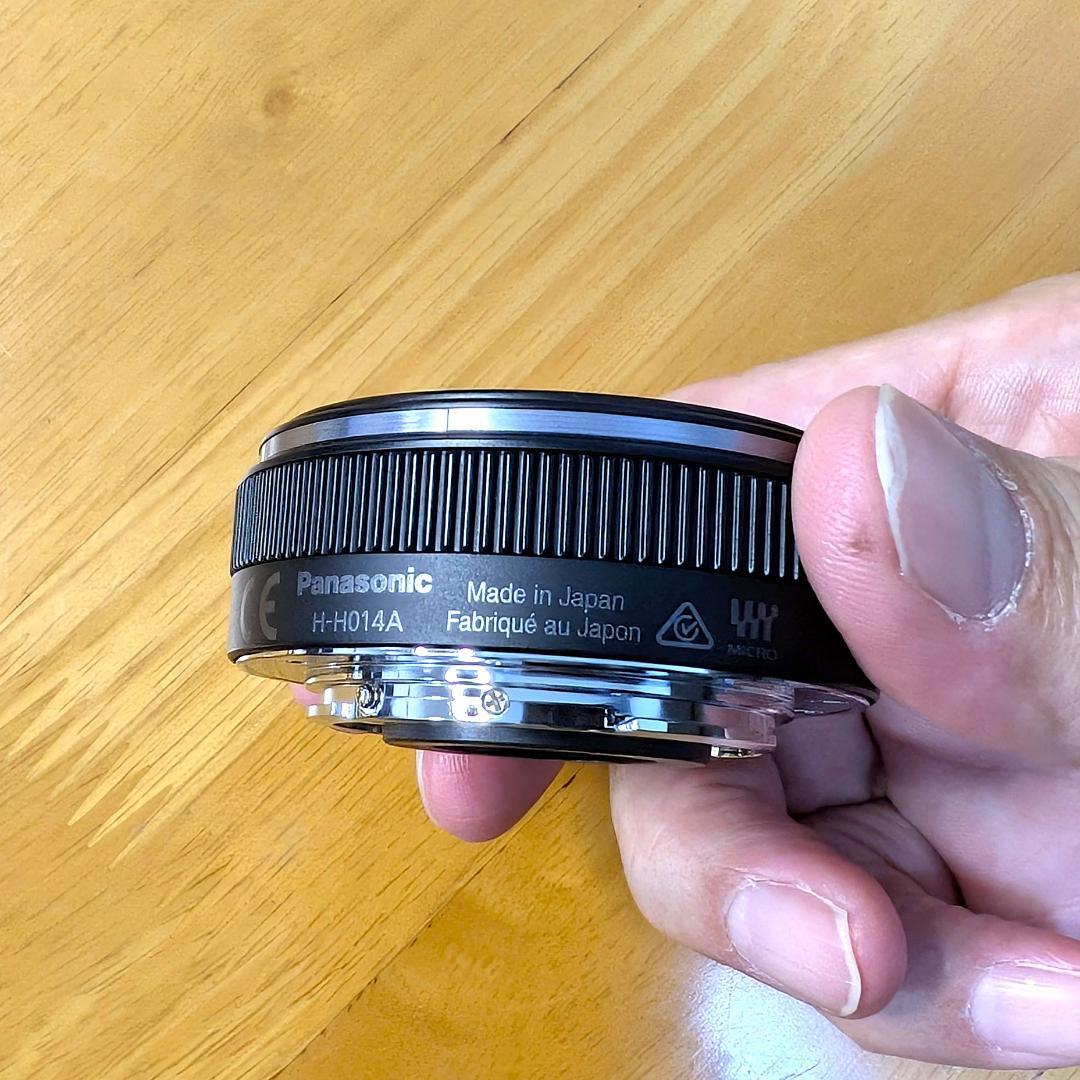 LUMIX H-H014A-K 単焦点レンズ 14mm F2.5 Φ46