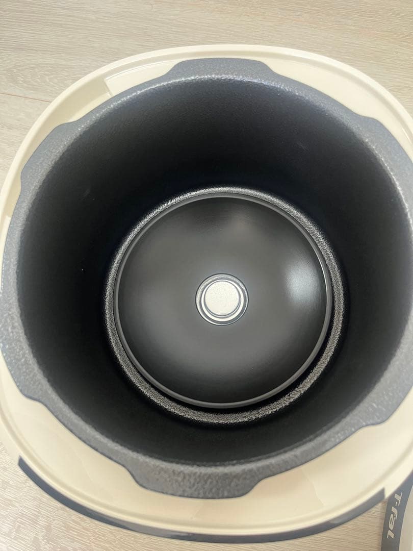 ラクラ・クッカープラス　コンパクト電気圧力鍋　CY352