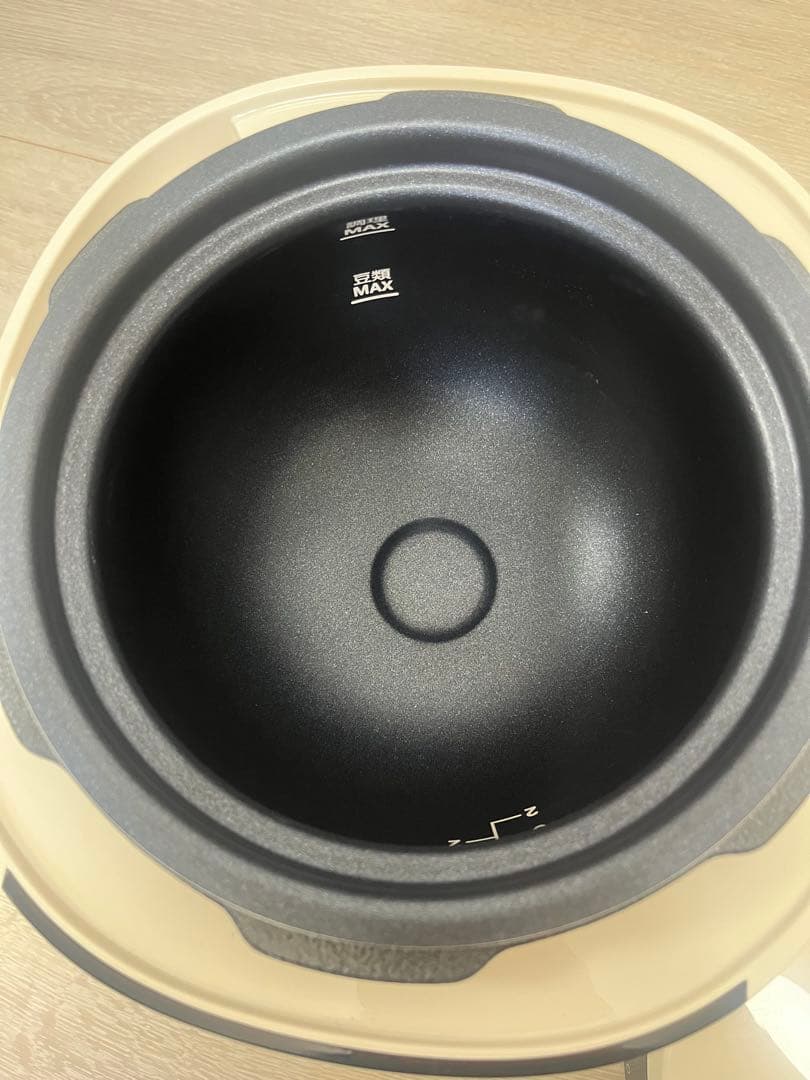 ラクラ・クッカープラス　コンパクト電気圧力鍋　CY352