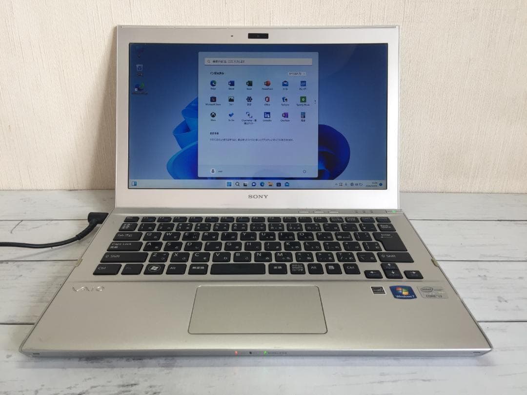 SONY VAIOSVT1311AJ 13.3型/SSD/Office/Win1