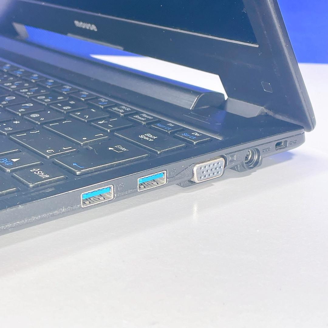 即利用OK！小型軽量✨Windows11✨快速SSD✨カメラ付ノートパソコン