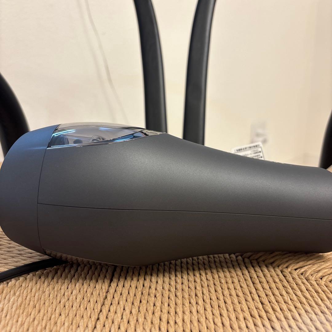 モンスター　ドライヤー　ブラック【値下げ不可】