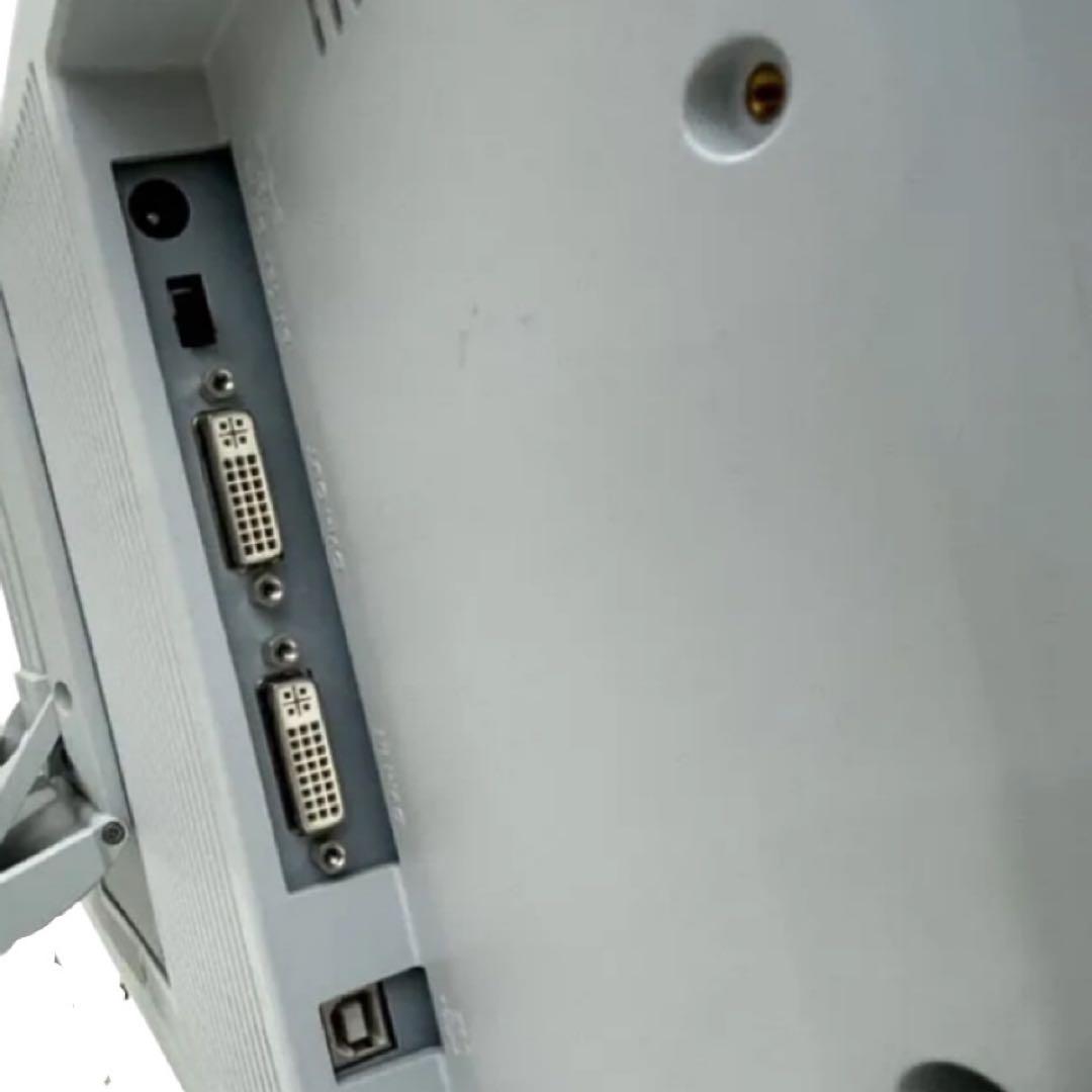 WACOM おっきい液タブ　有名ペイントソフト　公式ガイドブック　替芯　セット