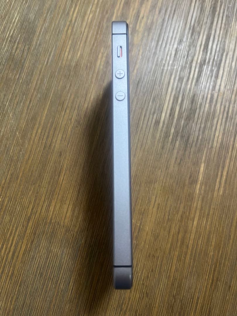 スマートフォン本体 Apple iPhone SE 32GB