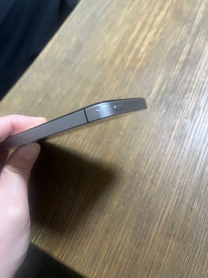 スマートフォン本体 Apple iPhone SE 32GB