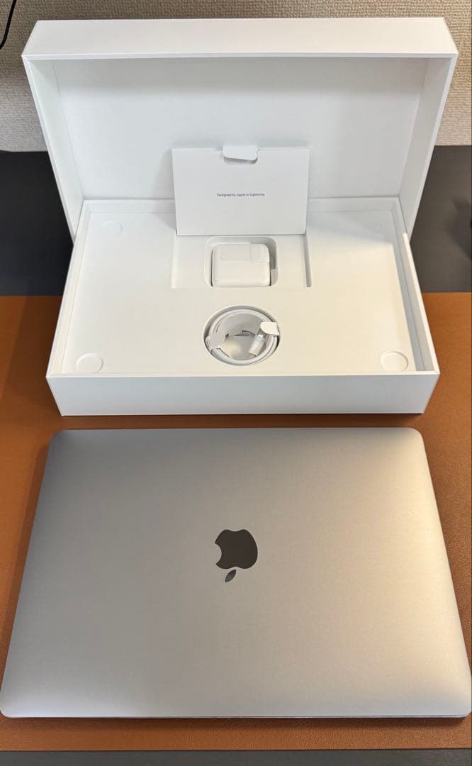 MacBook Air M1 8GB/256GB/バッテリー状態94%