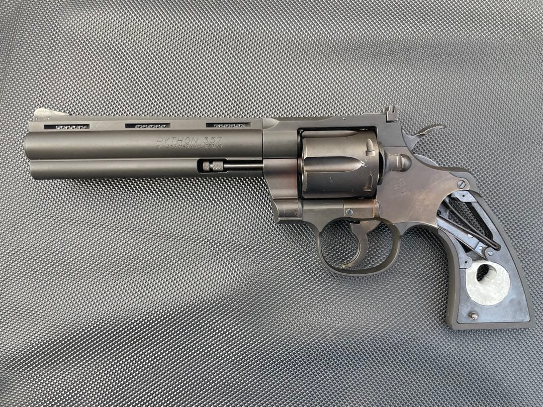 コルト パイソン ヘビーウェイト6インチガスガン