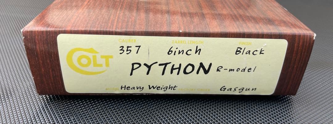 コルト パイソン ヘビーウェイト6インチガスガン