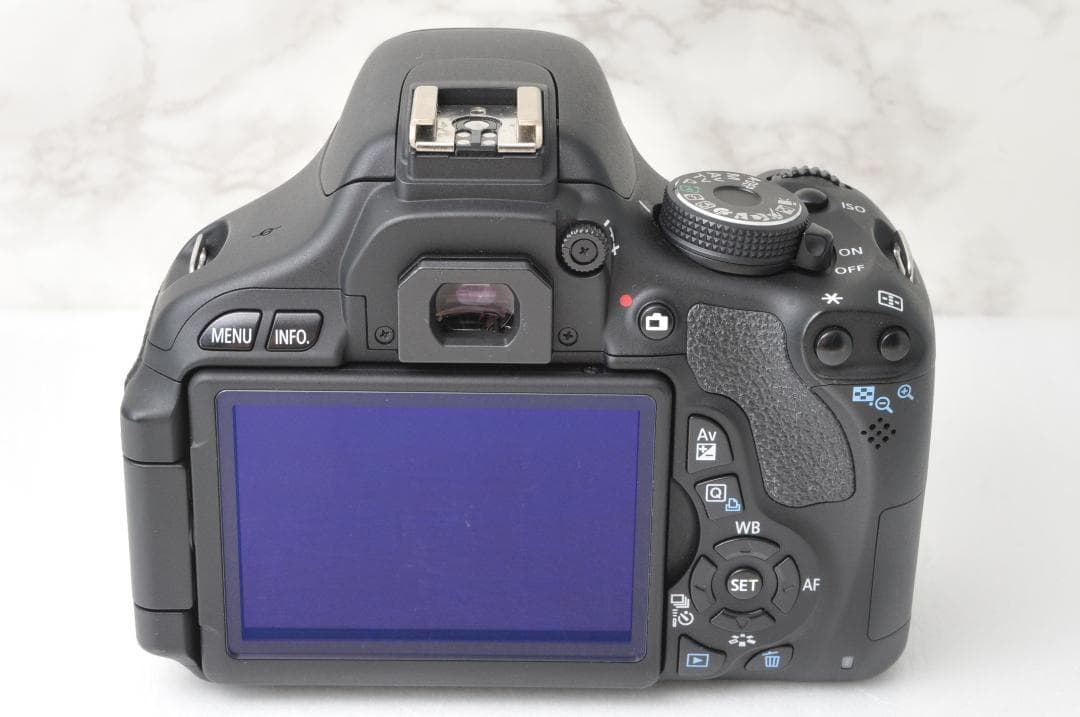 ショット数新品級❣️Canon EOS Kiss X5⭐️スマホ転送 キヤノン